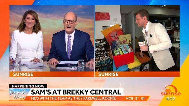 Sam Mac 'helps' Kochie pack up his office as Shirvo 'moves in' | Sunrise смотреть онлайн