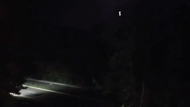 Reverse video: Looking out the "tree house" window at night. смотреть онлайн