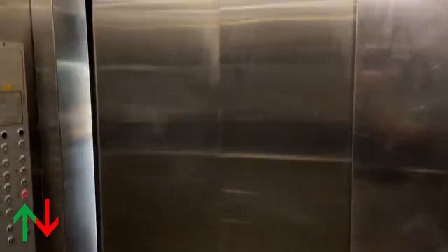 1993 Nechushtan-Schindler (mod.) traction elevators @ Tel Aviv Central Bus Station, Tel Aviv, IL. смотреть онлайн