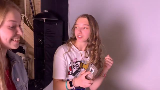 2 часть „ГЛЯДЕЛКИ“ / не ловкие вопросы ? смотреть онлайн