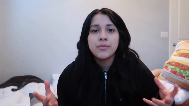 giving my best friends their christmas presents 2019 + airpods giveaway смотреть онлайн