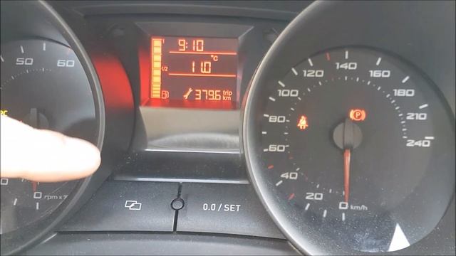 Resettare la scritta SERVICE - Seat Ibiza - How to reset SERVICE light indicator. Sub ENG-ITA смотреть онлайн