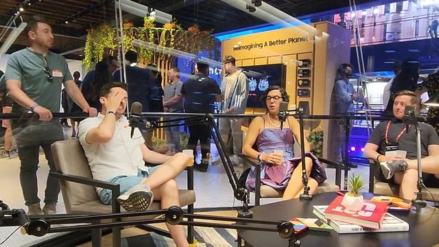 NYC Live Podcast, Part 1 | Axie Tuesday | EP10 смотреть онлайн