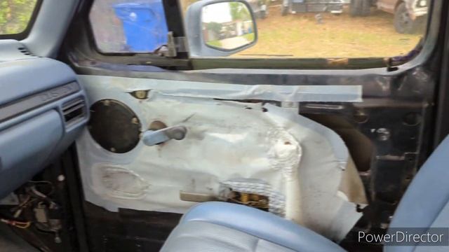 Bringing Back a Bronco - Part 7 - Finale? Installing center seat, interior completion, and cruisin' смотреть онлайн
