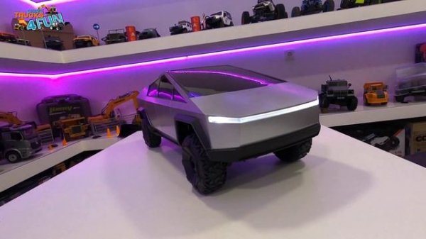 Tesla Cybertruck & Cyberquad Spotted in Action Hot Wheels | Unboxing & First Drive Cars Trucks 4 Fu