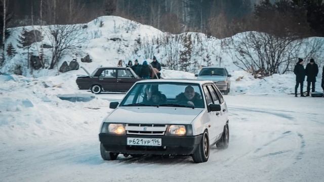 ВАЗ 2109 ЛУКОЙЛ РЕЙСИНГ | Лучший обвес для зубила смотреть онлайн