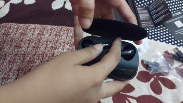 Hoppup airdoze grand pro with power bank earbuds unboxing and review in hindi смотреть онлайн