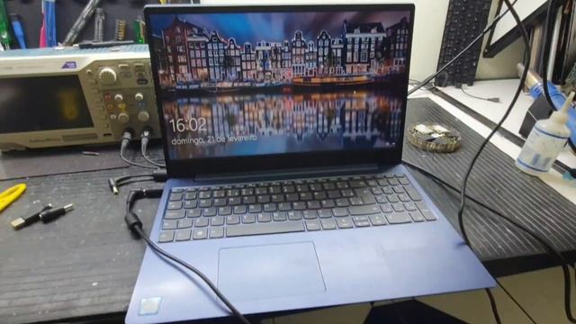 lenovo 330s não liga, será que é o mesmo de sempre? levou antes na assistência autorizada. смотреть онлайн