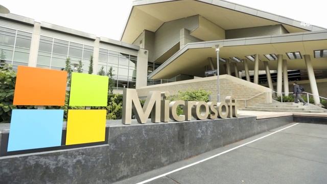 Microsoft Pulls Xbox One Under the Windows 10 Umbrella смотреть онлайн