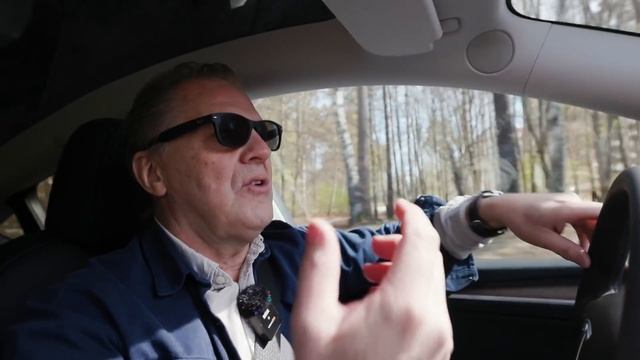 Den bästa Teslan? Alrik kör billigare Tesla Model Y смотреть онлайн