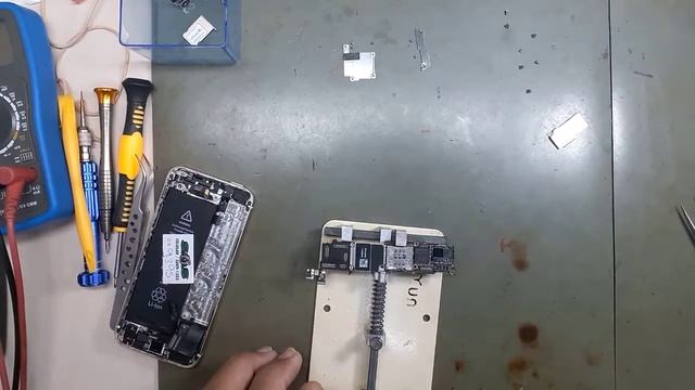 IPone 5s buscando rede - Erro (-1) no ITunes (RESOLVIDO) Não restaura e nem atualiza - E смотреть онлайн