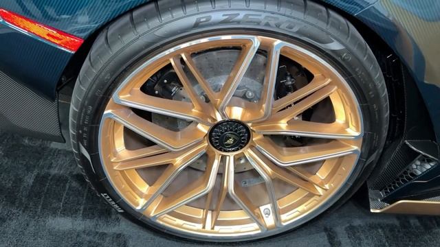 Supercar Lamborghini Sian Roadster Visual Review - Interior Exterior Design смотреть онлайн