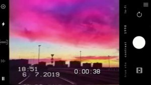 True VHS 90s Vintage camera and glitch app demo