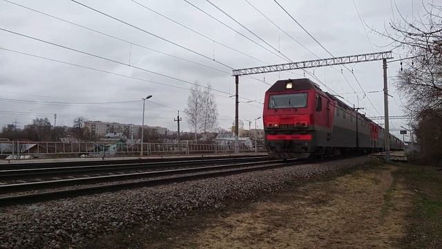 Сплотка электровозов 2ЭС6-653, 2ЭС6-544 «Синара» , ВЛ10У-271, ВЛ10У-599, ВЛ10УК-012, ВЛ10УК-322 смотреть онлайн