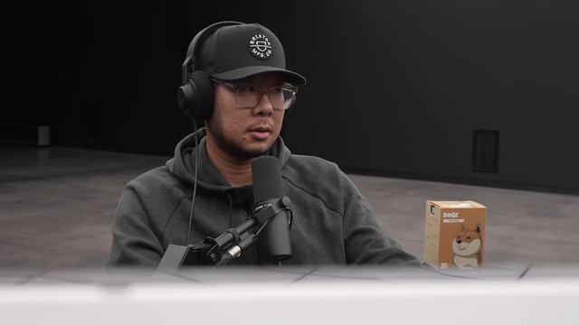 Apple iCloud's 'Scanning Tool' Controversy смотреть онлайн