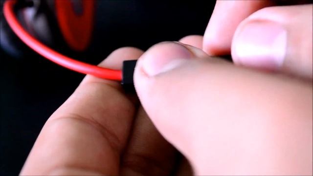 Review: Beats By Dr. Dre Solo HD (Product Red) смотреть онлайн