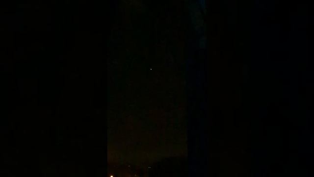 this is a very strange light recorded from my window смотреть онлайн