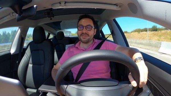 Nouvelle Tesla ! (tellement rapide, c'est fou)