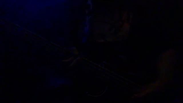 (BASS COVER) Mac Demarco- Passing out pieces смотреть онлайн