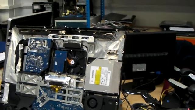 iMac Intel 27" Hard Drive Replacement | Mac Response Centre смотреть онлайн