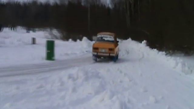 Tünni laks (moskvich 2140 on ice) смотреть онлайн