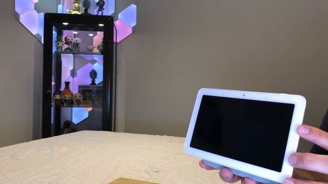 NEW Google Home Hub Unboxing & Review смотреть онлайн