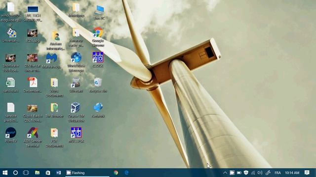 Windows 10 insider build 15042 No watermark and no more expiration date смотреть онлайн