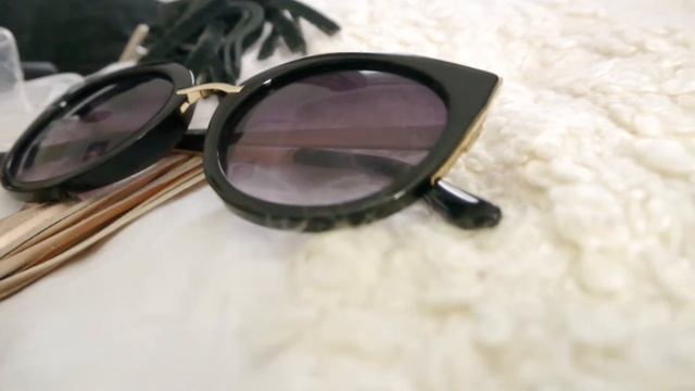 What's In My Bag смотреть онлайн