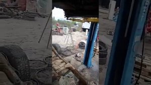 Съем кузова SsangYong Kyron для дальнейшего пескоструя.