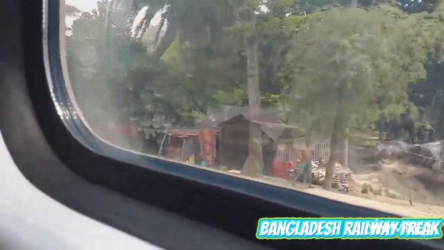 Dhaka bound Benapole Express leaving Benapole Railway Station (AC Chair coach window view) смотреть онлайн