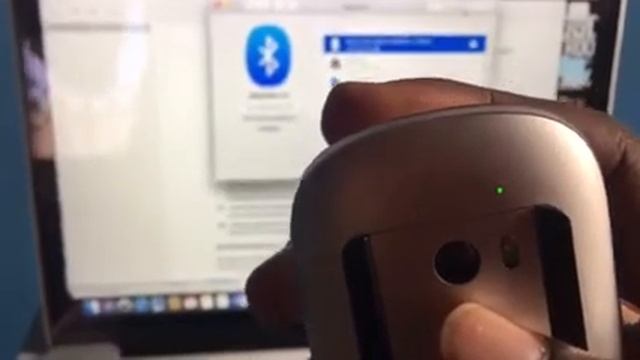 How to connect the Magic Mouse to your MacBook Pro смотреть онлайн