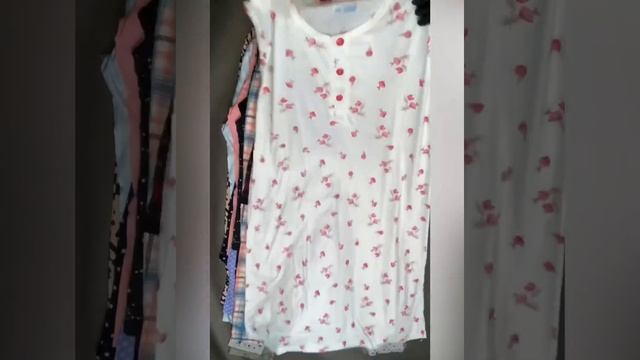 Одежда для дома , 10 кг , 56шт, цена 5,5 евро/кг, Швейцария смотреть онлайн