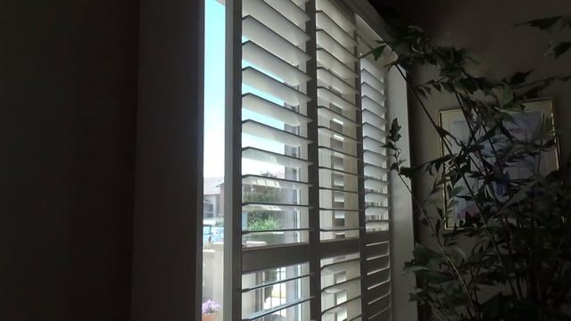 Louvered Window Shutters...A Good Way to Go смотреть онлайн