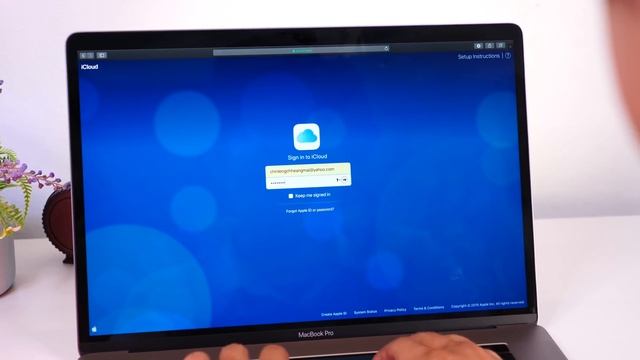 Cambo Plus | អ្វីទៅជា iCloud? តើគេប្រើវាដើម្បីអ្វី? смотреть онлайн