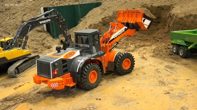 GREAT RC TRUCKS, RC TOW TRUCK, RC HEAVY HAULAGE, RC MACHINES!! MODELL HOBBY SPIEL 2021 MESSE LEIPZI