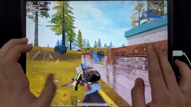 NOOB ULTRA PRO MAX 😁 | IPAD PRO PUBG HANDCAM GAMEPLAY | 6-FINGERS CLAW NO GYRO смотреть онлайн