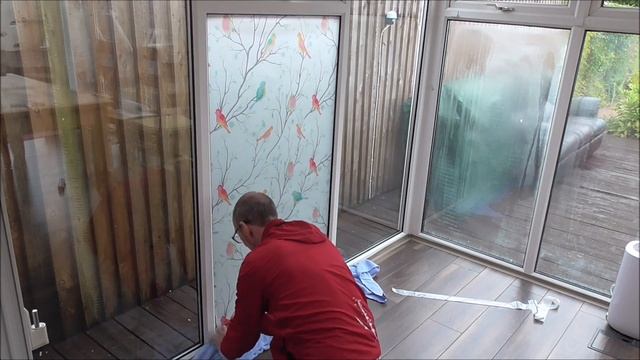 How to Install A Decorative Window Film смотреть онлайн