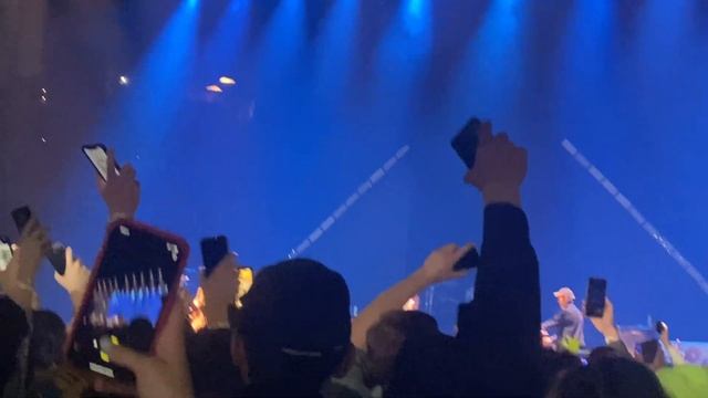 Mac DeMarco - Another One @Barclays Center NYC 4/6/22 смотреть онлайн