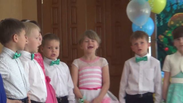 Попурри школьных песен в исполнении детей подг. гр.№2 МБДОУ 