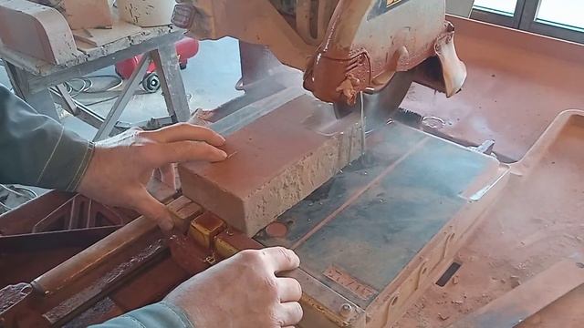 Вариант отделки выступающего угла плиткой из кирпича, плитка из кирпича своими руками,угловая плитка смотреть онлайн