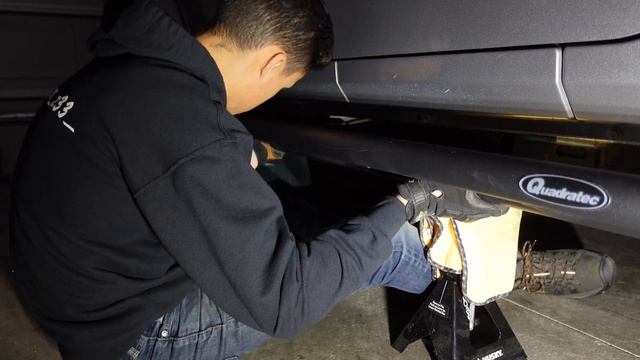 Installing Quadratec QRC Rock Sliders on My Jeep Wrangler смотреть онлайн