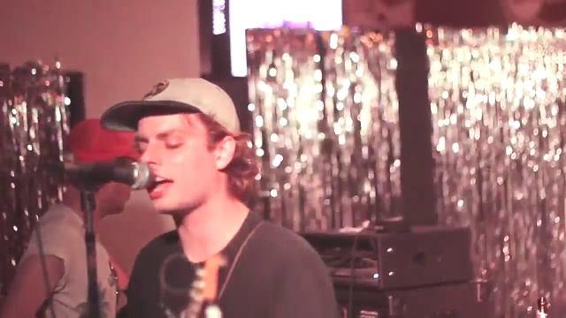 HYH06: Mac DeMarco Live in BKK | 6.12.2013 смотреть онлайн