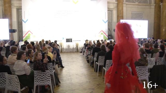 Международной публике представили новый нижегородский бренд Lada&Liza (16+) смотреть онлайн