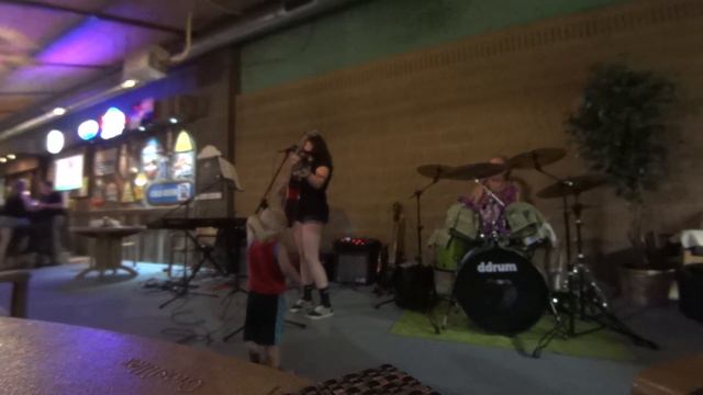 Taylor Walls Performing Proud Mary - All American Pub 7/21/2016 смотреть онлайн