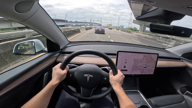 2023 Tesla Model Y Long Range POV Drive смотреть онлайн