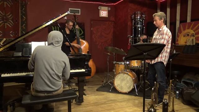 Jerry Bergonzi Quintet-"Red Carpet" w/ Phil Grenadier, Dan Pappas, Sean Farias & Austin McMahon смотреть онлайн