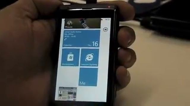 Windows Phone 7 UI tour смотреть онлайн