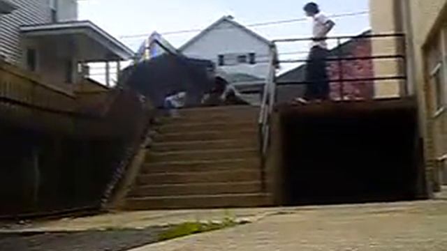 DICK HEAD JUMPING TEN SRT AND BEING A MIDGET смотреть онлайн