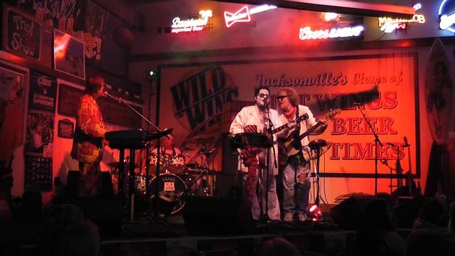 Wrapped Around Your Finger - That '80s Show at Wild Wing Cafe смотреть онлайн