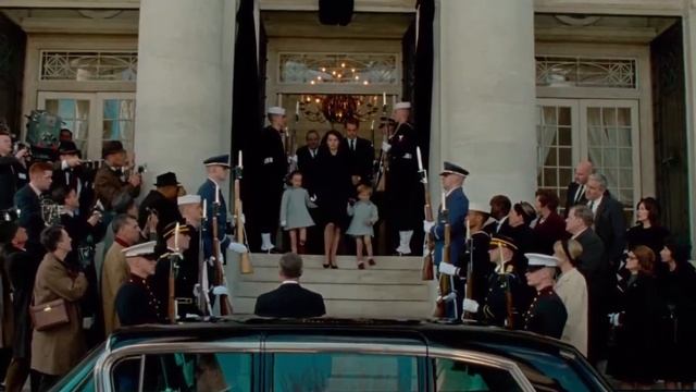 Jackie Kennedy | Hearing by Sleeping At Last смотреть онлайн